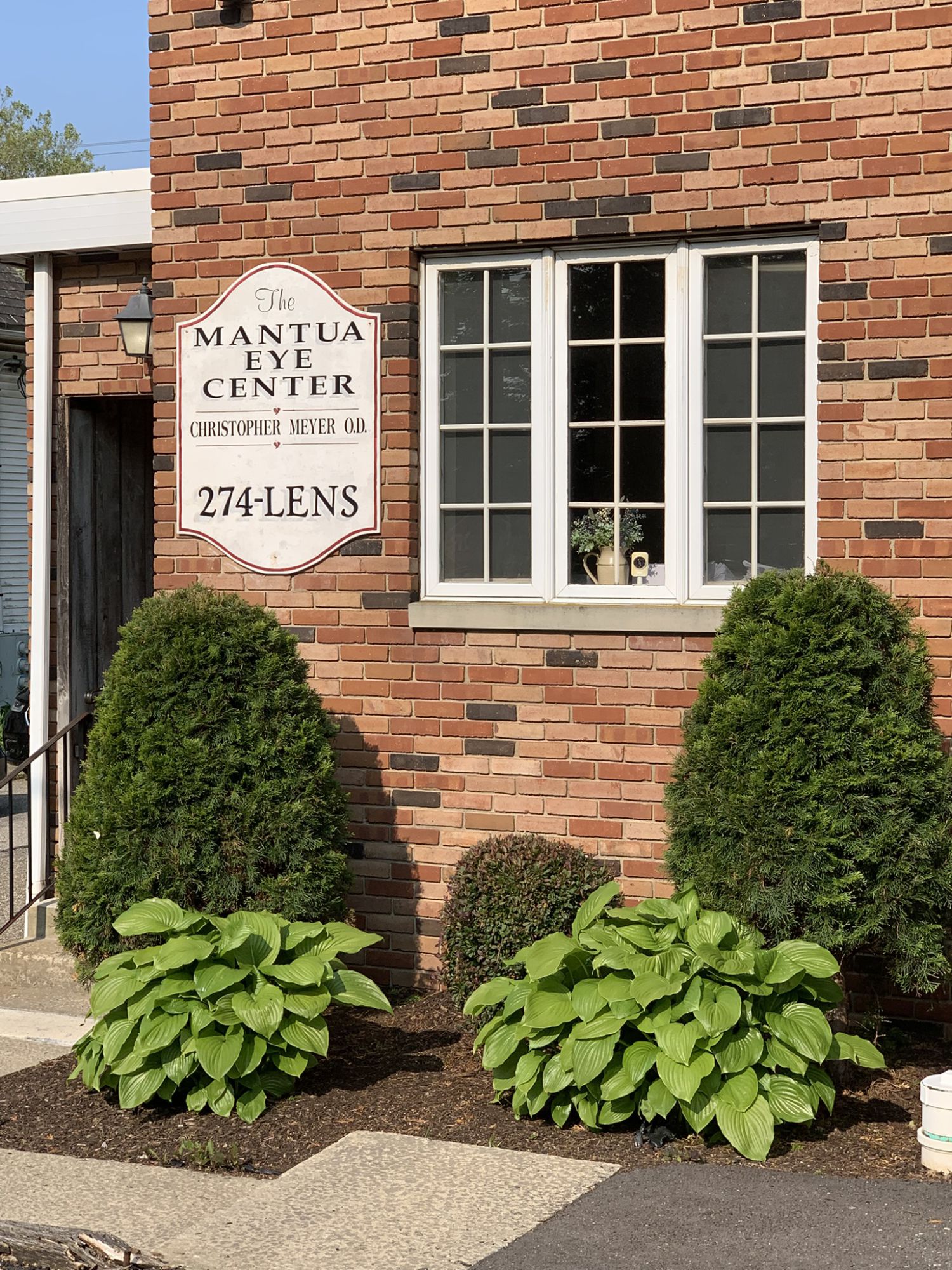 The Mantua Eye Center office